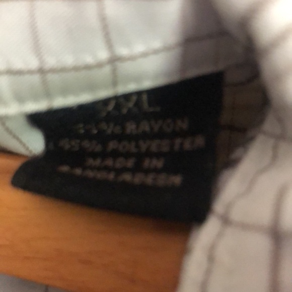 Men’s short sleeve button up - Picture 3 of 4